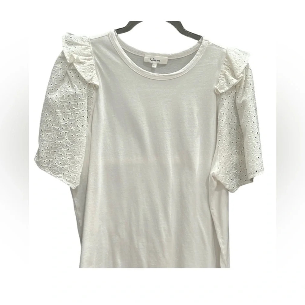 Clu Eyelet Sleeve Top